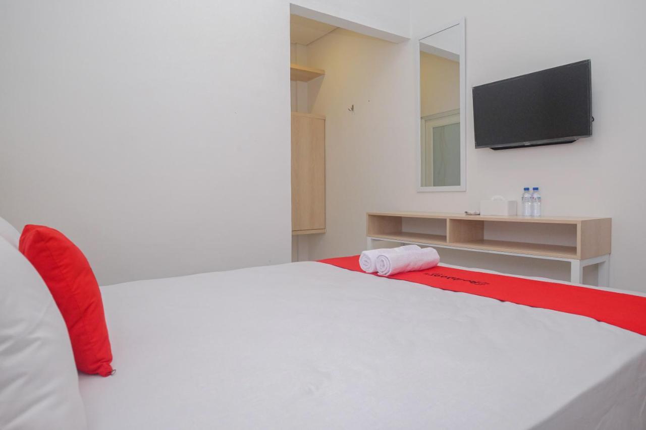 Reddoorz Syariah @ Tlogosari Semarang Hotel Alastuwo Eksteriør billede