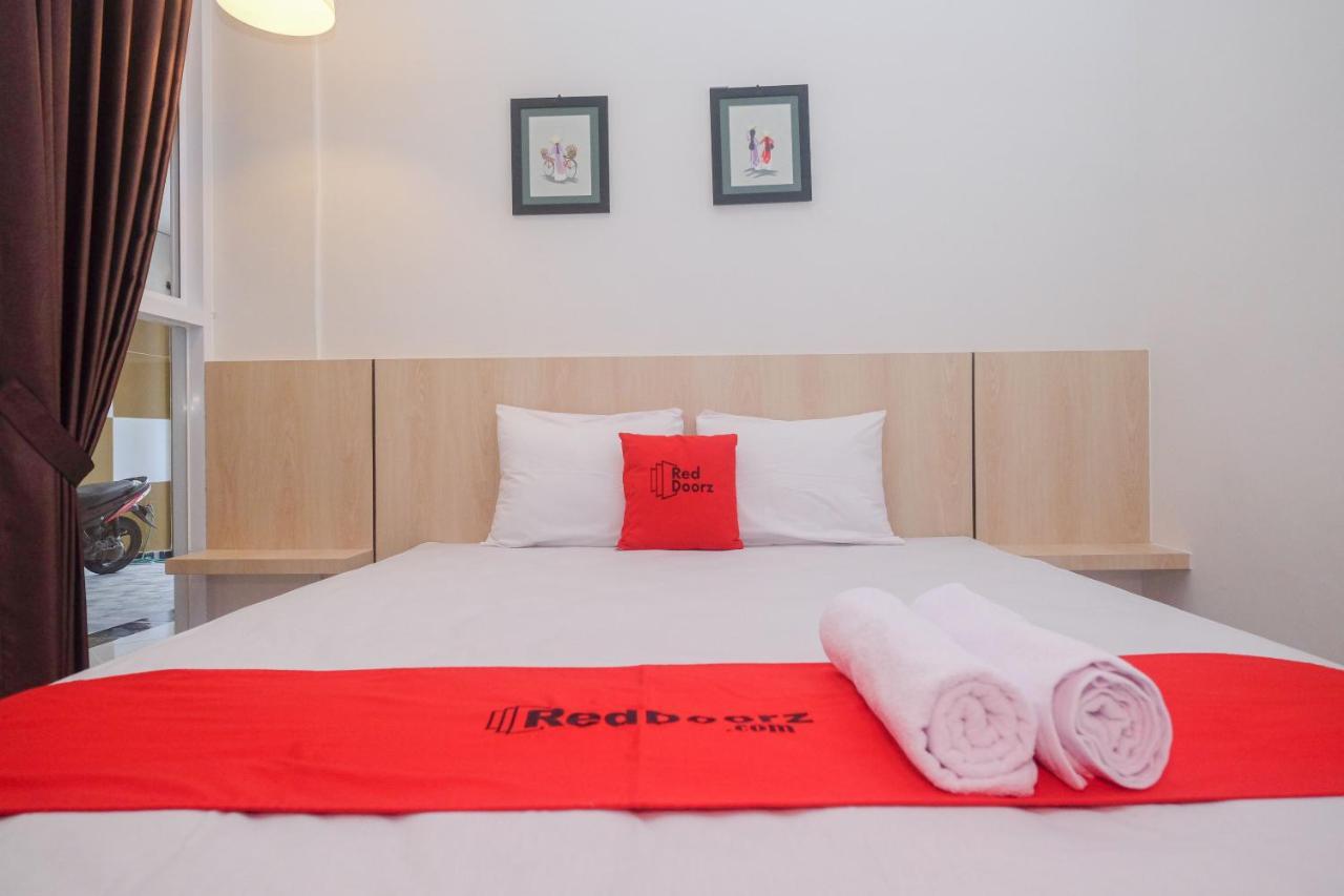 Reddoorz Syariah @ Tlogosari Semarang Hotel Alastuwo Eksteriør billede