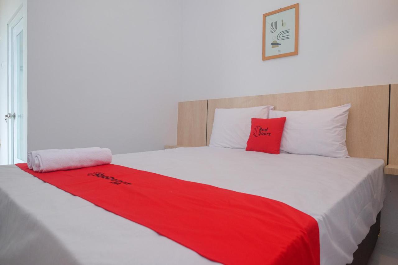 Reddoorz Syariah @ Tlogosari Semarang Hotel Alastuwo Eksteriør billede